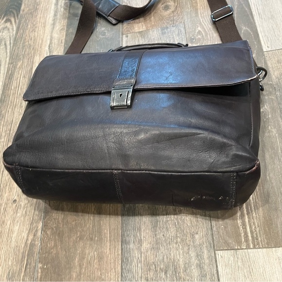 Kenneth Cole Reaction Leather Messenger Bag Briefcase Dark Brown Laptop - Picture 3 of 10